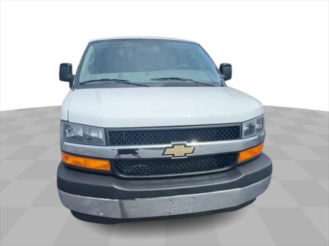 2022 Chevrolet Express Base