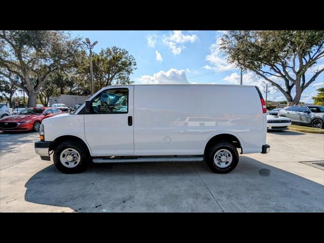 2022 Chevrolet Express Base