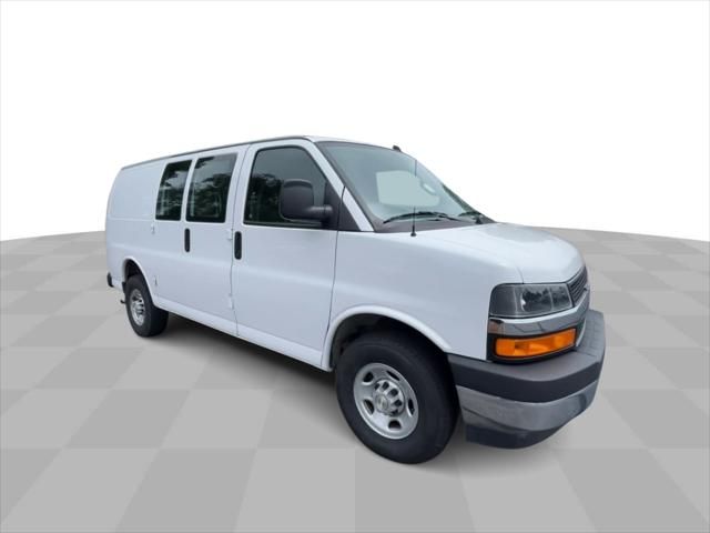 2022 Chevrolet Express Base