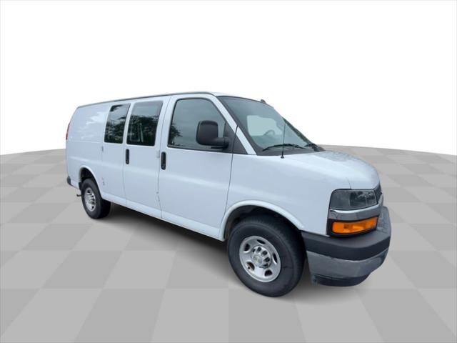 2022 Chevrolet Express Base