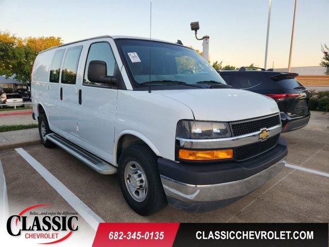 2022 Chevrolet Express Base