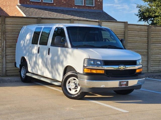 2022 Chevrolet Express Base