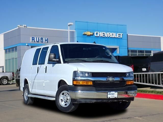 2022 Chevrolet Express Base