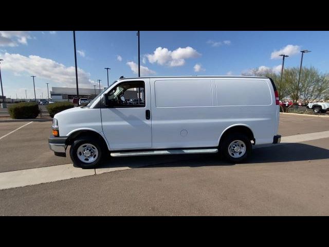 2022 Chevrolet Express Base