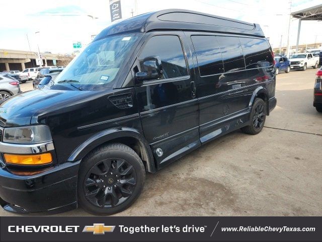 2022 Chevrolet Express Base