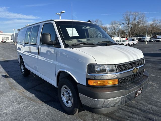 2022 Chevrolet Express Base