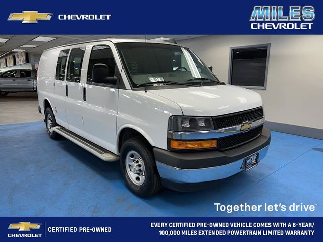 2022 Chevrolet Express Base