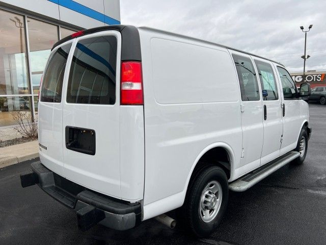 2022 Chevrolet Express Base