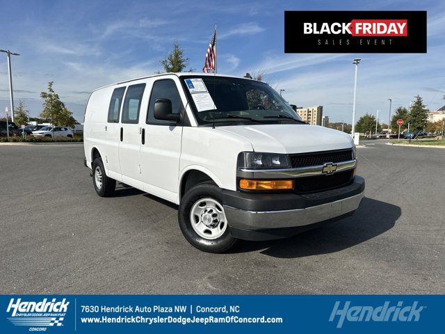 2022 Chevrolet Express Base