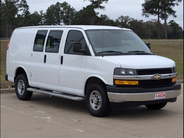 2022 Chevrolet Express Base