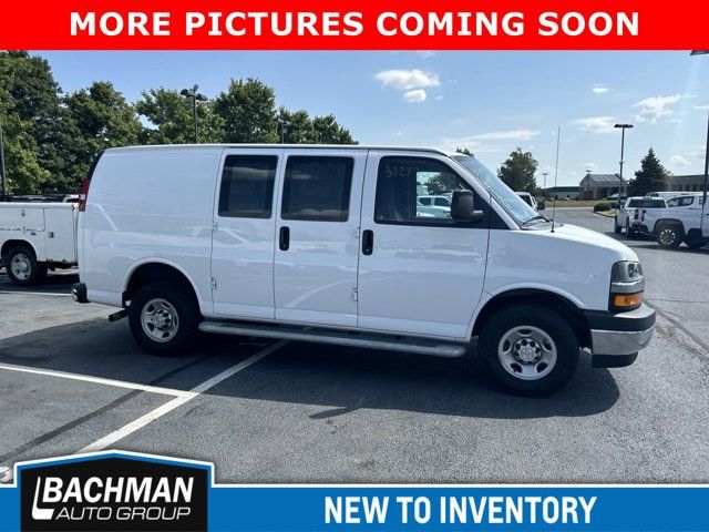 2022 Chevrolet Express Base