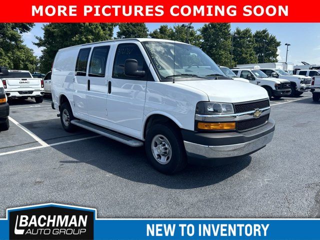 2022 Chevrolet Express Base