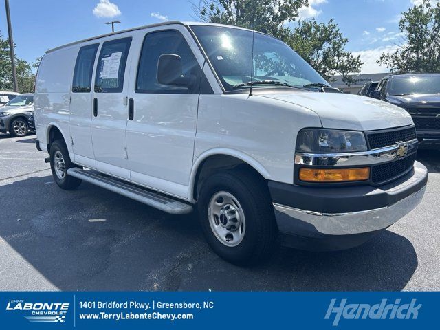 2022 Chevrolet Express Base