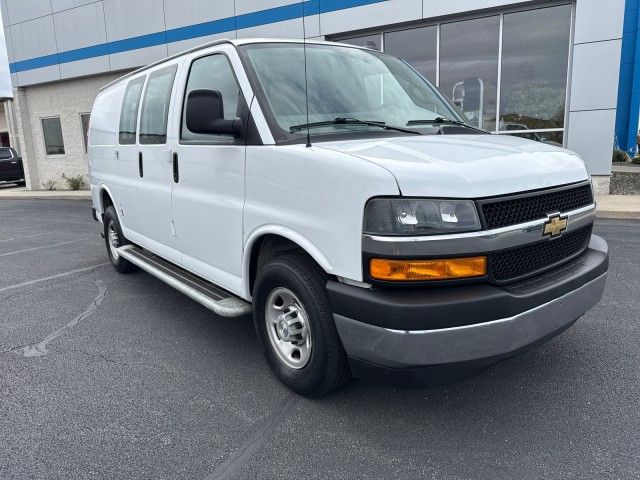 2022 Chevrolet Express Base