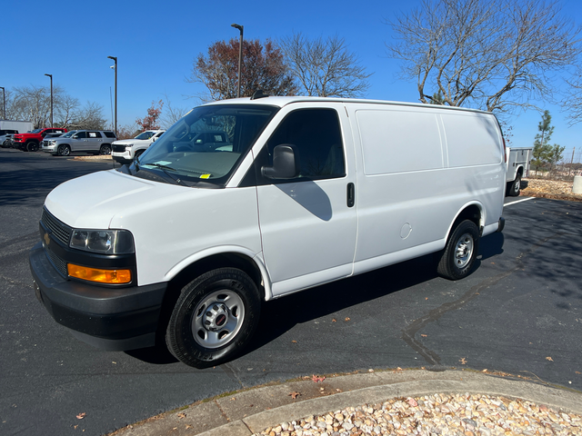 2022 Chevrolet Express Base