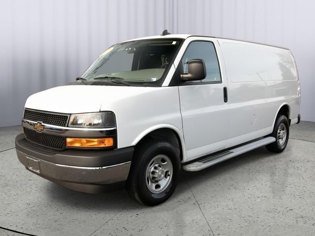 2022 Chevrolet Express Base