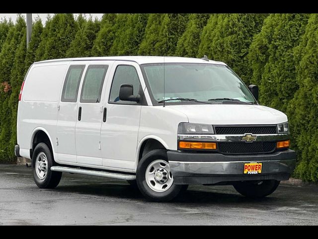 2022 Chevrolet Express Base