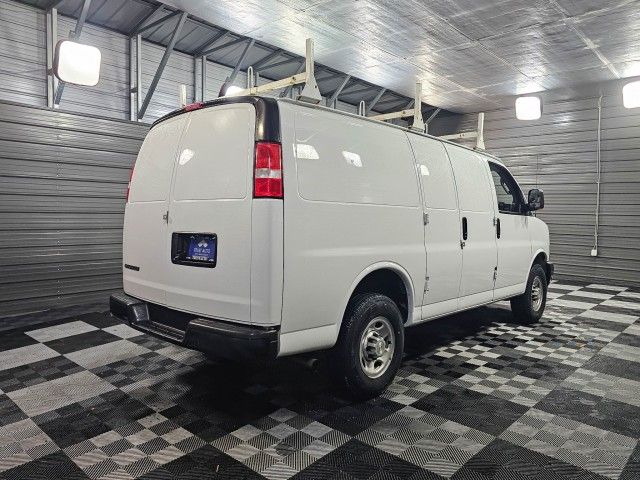 2022 Chevrolet Express Base