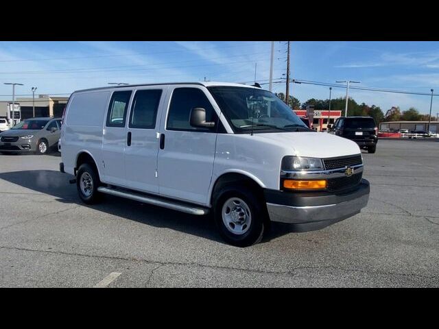 2022 Chevrolet Express Base