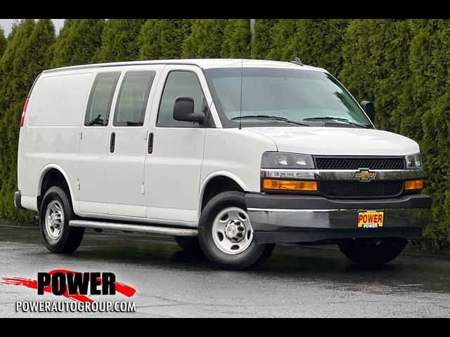 2022 Chevrolet Express Base