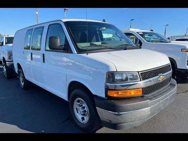 2022 Chevrolet Express Base