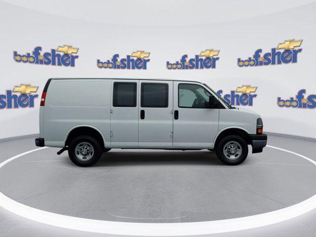 2022 Chevrolet Express Base