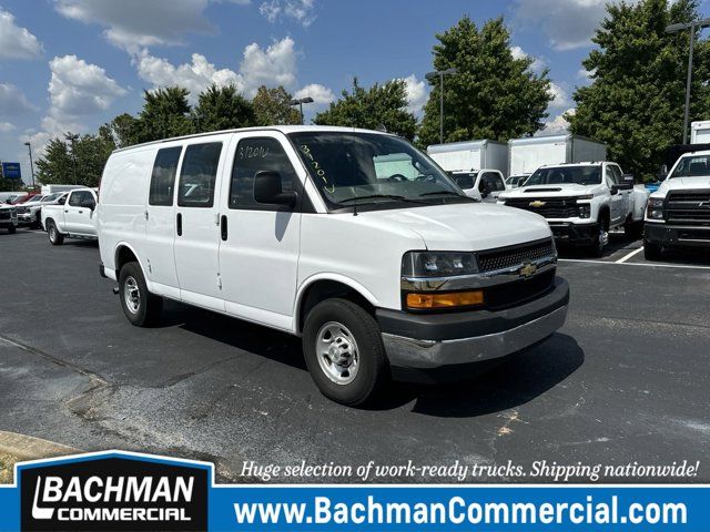 2022 Chevrolet Express Base