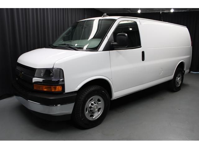 2022 Chevrolet Express Base