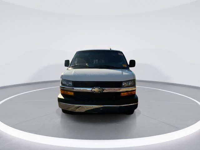 2022 Chevrolet Express Base