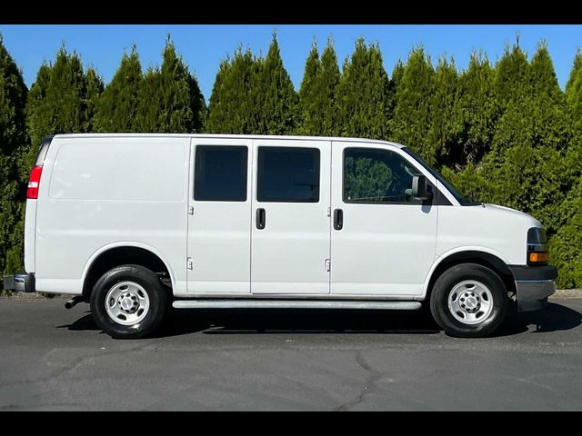 2022 Chevrolet Express Base