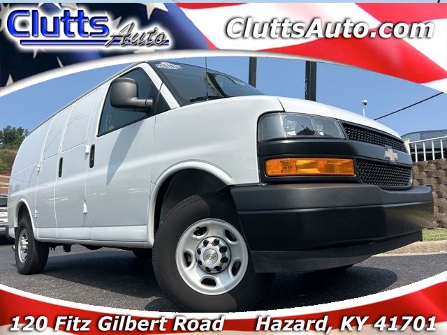 2022 Chevrolet Express Base