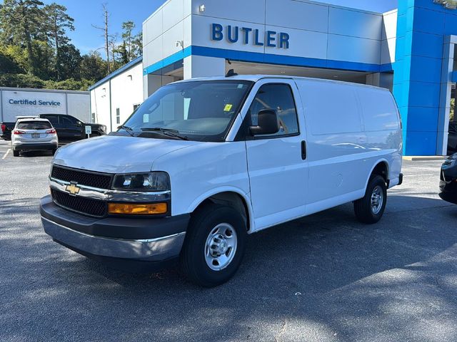 2022 Chevrolet Express Base