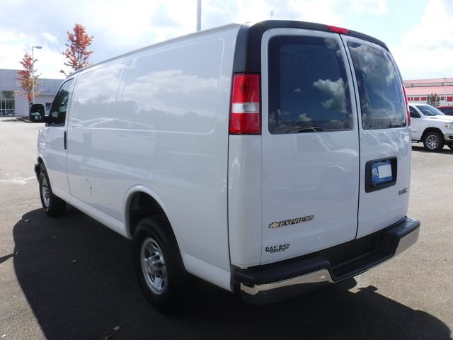 2022 Chevrolet Express Base