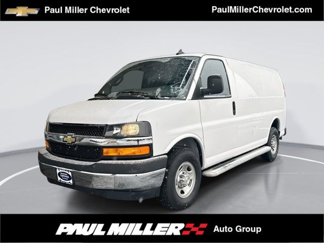 2022 Chevrolet Express Base