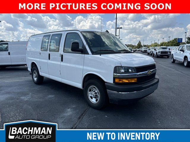 2022 Chevrolet Express Base