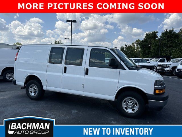 2022 Chevrolet Express Base