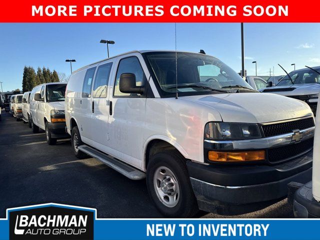 2022 Chevrolet Express Base