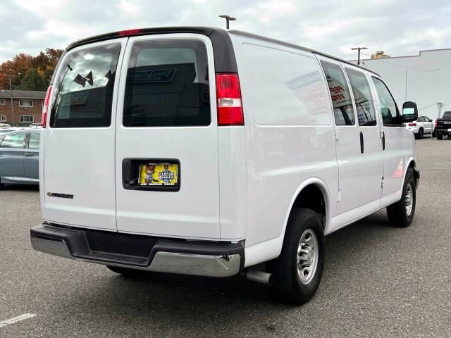 2022 Chevrolet Express Base