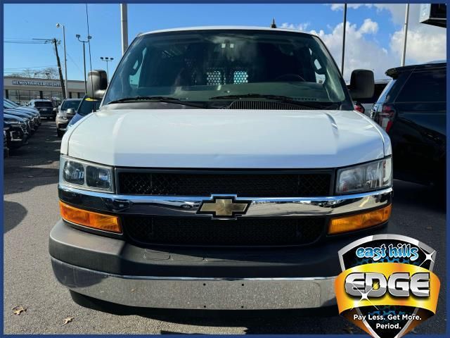 2022 Chevrolet Express Base