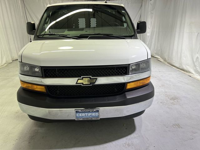 2022 Chevrolet Express Base