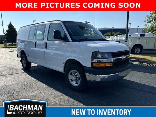 2022 Chevrolet Express Base