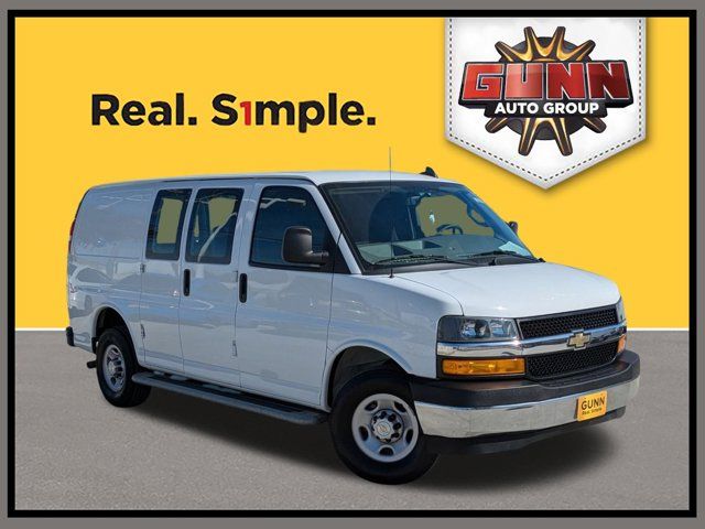 2022 Chevrolet Express Base