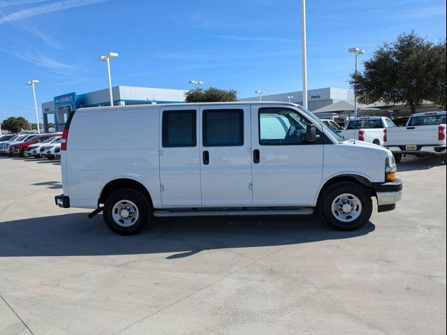 2022 Chevrolet Express Base