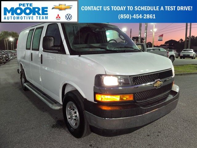 2022 Chevrolet Express Base