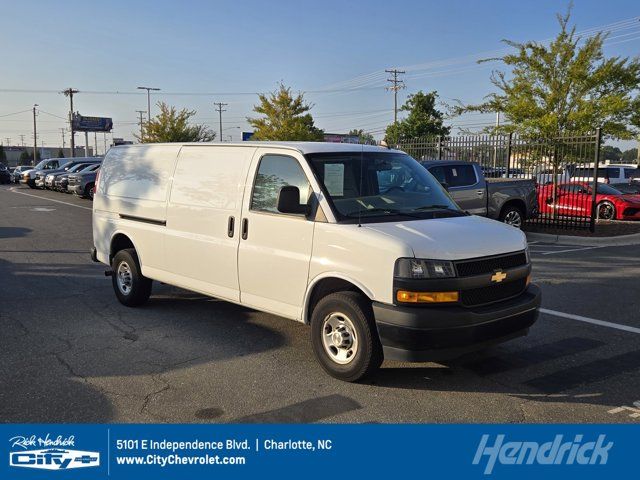 2022 Chevrolet Express Base