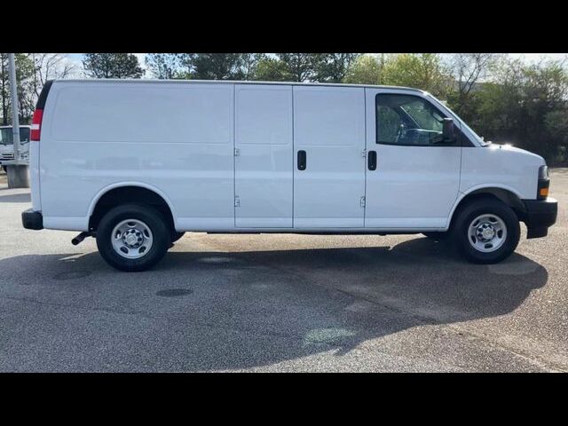 2022 Chevrolet Express Base