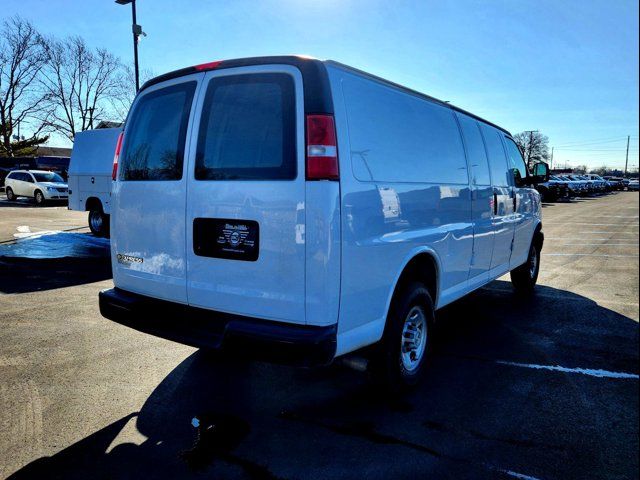 2022 Chevrolet Express Base