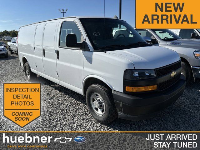 2022 Chevrolet Express Base