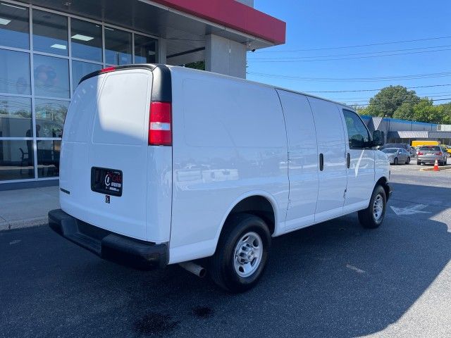 2022 Chevrolet Express Base