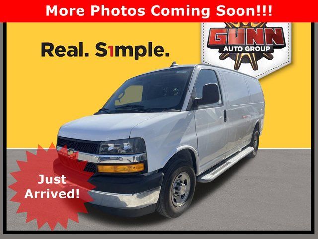 2022 Chevrolet Express Base